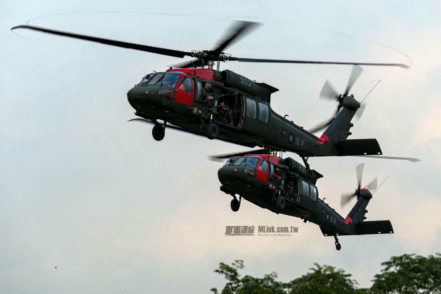 ROC ARMY UH 60M 903 921 1