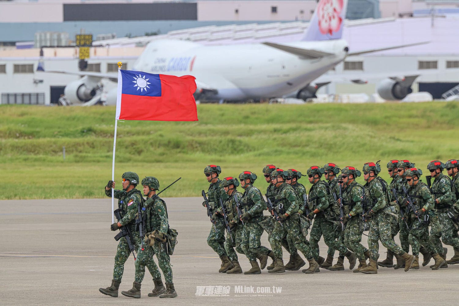 漢光39號演習桃園國際機場反空機降作戰演練 - 第3張圖