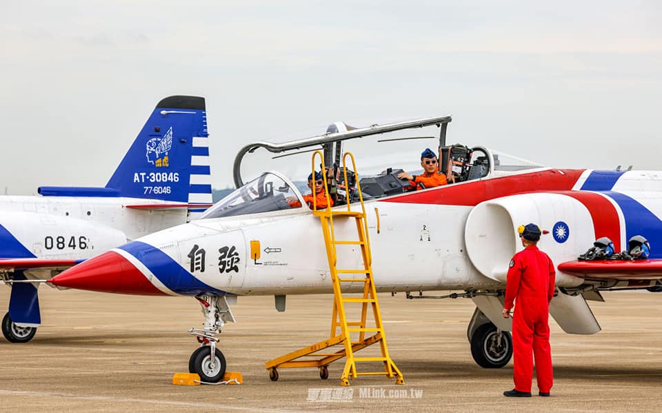 「112年國防知性之旅」臺中市清泉崗航空嘉年華活動預演 - 第6張圖