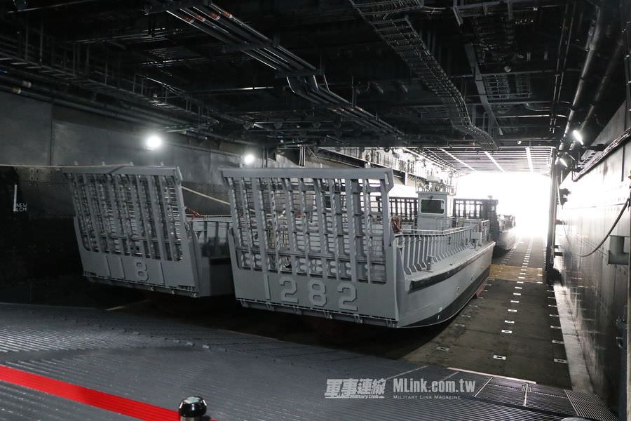 海軍112年-新濱碼頭營區開放 - 第5張圖